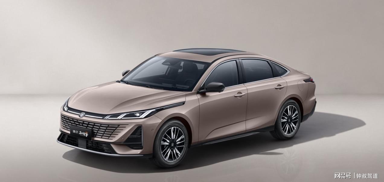  纯电并非唯一归宿：蓝鲸超擎混动如何重塑出行哲学 IT技术