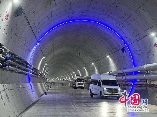 深海基建新纪元：海底隧道施工背后的极限挑战