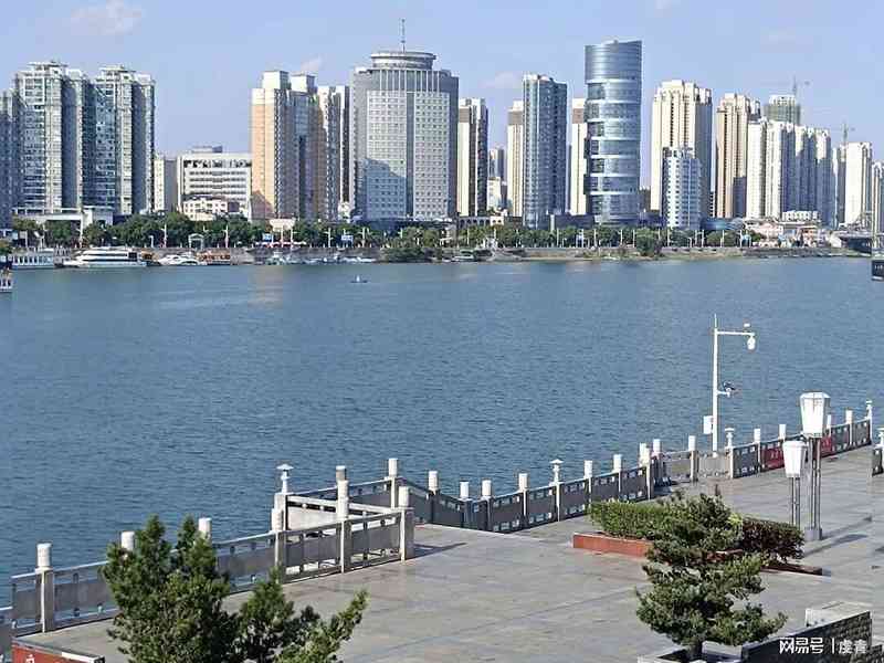  深析内陆城市底层逻辑：三大核心支柱如何重塑社会生存法则 新闻 深析内陆城市底层逻辑：三大核心支柱如何重塑社会生存法则 新闻