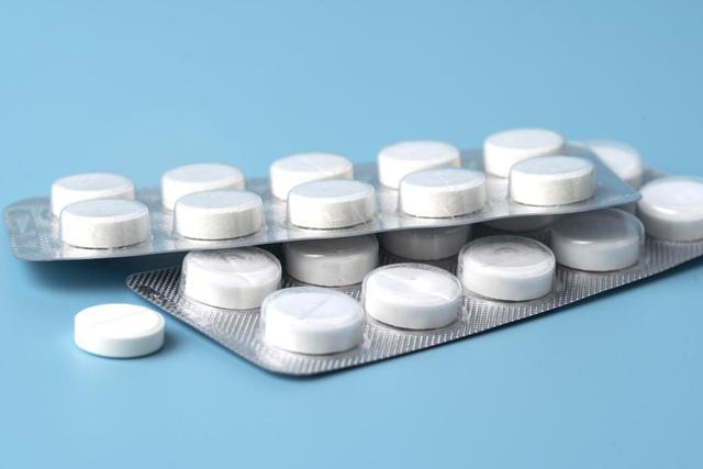  糖尿病患者饮用白酒的代谢机制：医生揭示七个被忽视的健康变化 健康养生