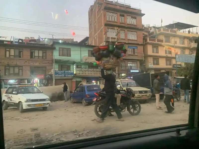  尼泊尔生存报告：基础设施 × 生活成本 × 社会生态的量化分析 文化旅游