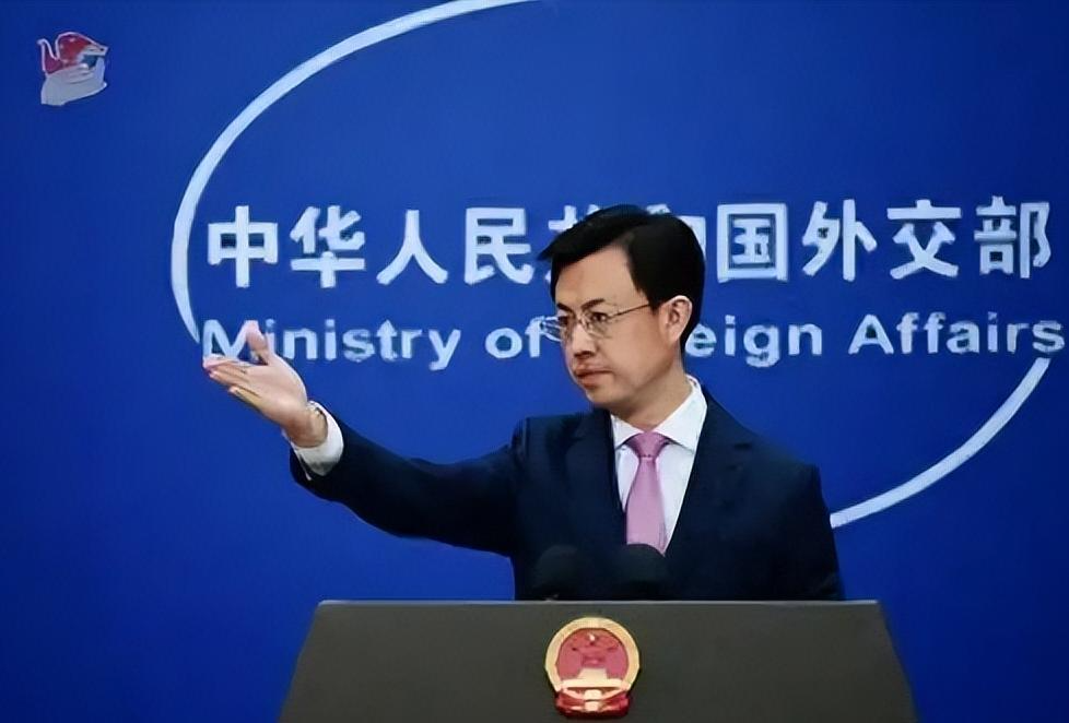  技术解码｜美元石油霸权松动：人民币结算体系的破局逻辑与实战分析 股票财经